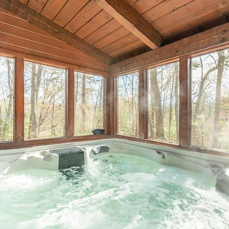 Dudley II By Avantstay Comfortable Cabin W Hot Tub Views Pigeon Forge Eksteriør bilde