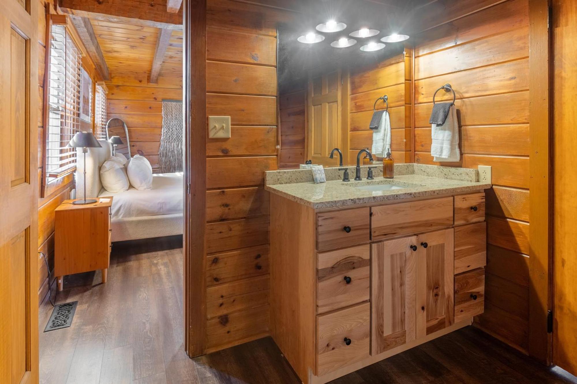 Dudley II By Avantstay Comfortable Cabin W Hot Tub Views Pigeon Forge Eksteriør bilde