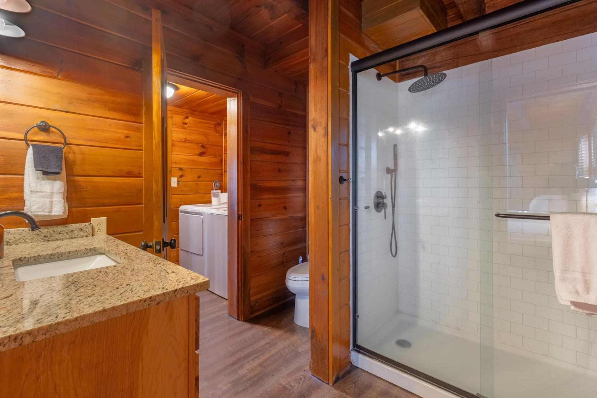 Dudley II By Avantstay Comfortable Cabin W Hot Tub Views Pigeon Forge Eksteriør bilde
